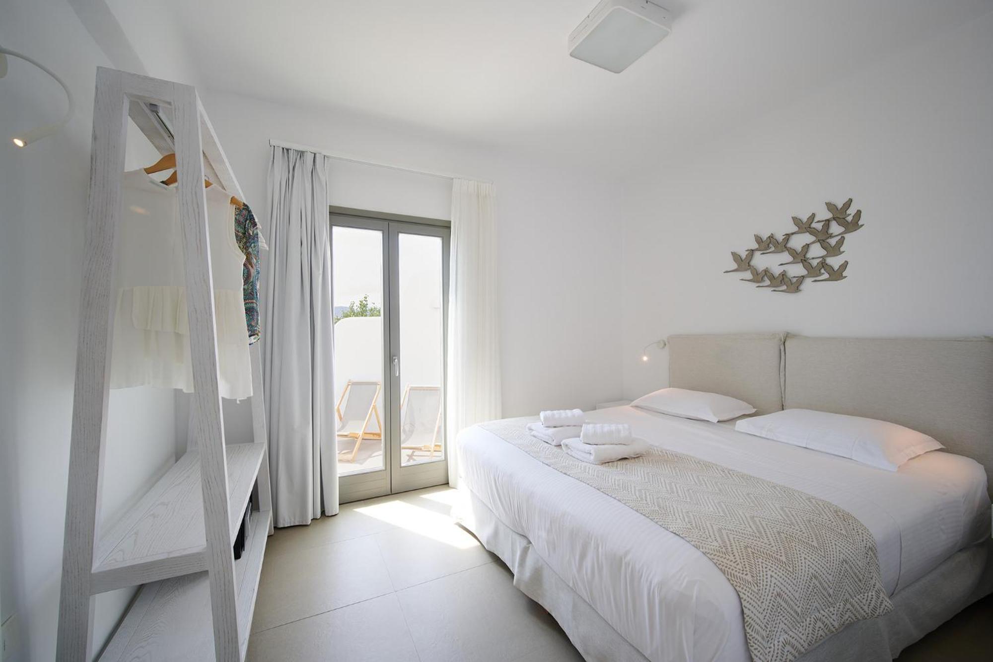 Kymo Luxury Suites Paros Kolympithres Exterior foto